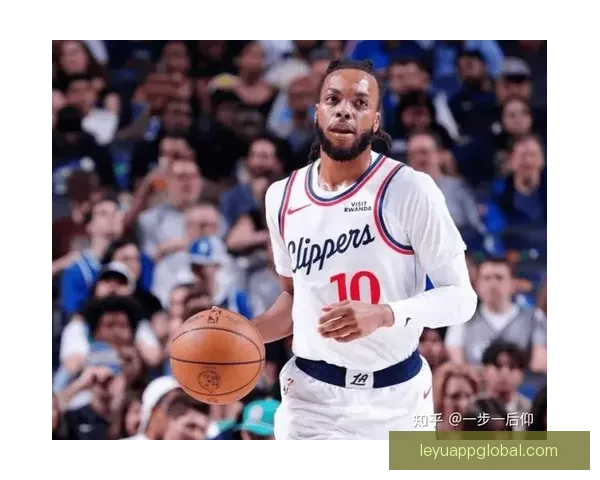 加兰谈加时赛胜负关键 聚焦为小卡创造投篮机会