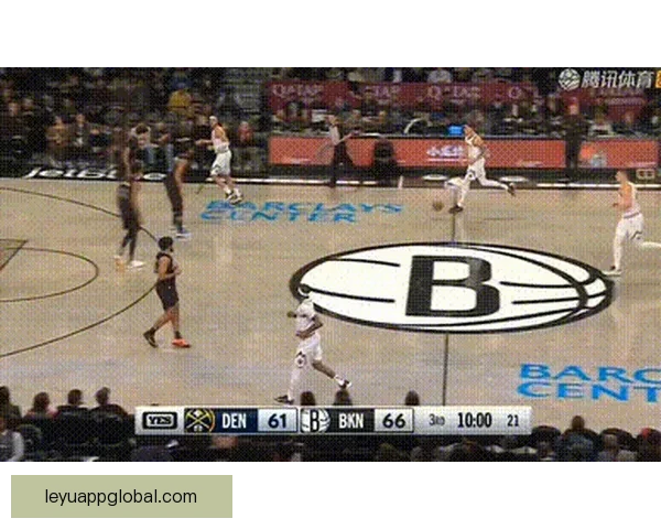 里夫斯谈艾顿与海斯挡拆风格各异 选择正确是关键